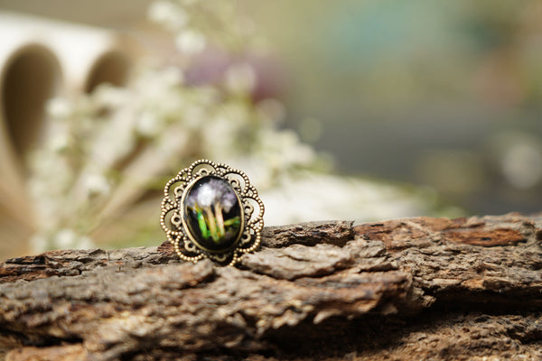Antique with cute flower finger ring
