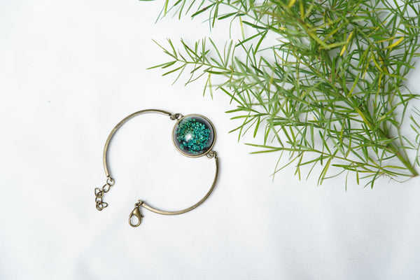 Green Annes lace with black shade flower Braclet