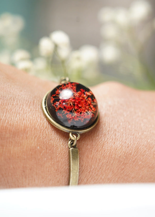 Annes lace Red flower Braclet
