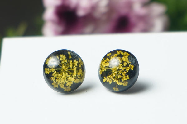 Yellow Queen Anne's Lace with Black Stud Earring